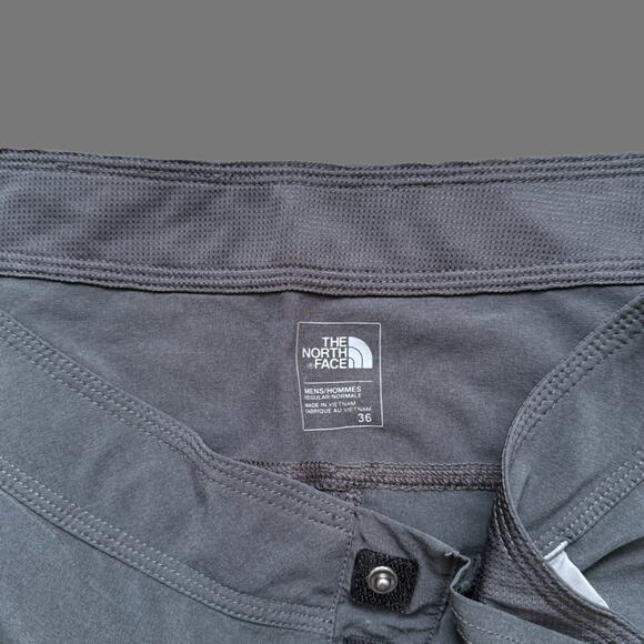 The North Face Kilowatt Men’s Shorts Gray 36 Quick Dry Stretch Training 10" GUC - Picture 4 of 7